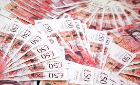 Entry level positions start at £34,997 per year while most experienced workers make up to £82,868 per year. Trainee And Newly Qualified Solicitor Salaries For Uk Law Firms