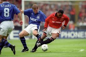 Find out now as details confirmed. Everton 1 Man Utd 0 In May 1995 At Wembley Paul Ince Comes Away With The Ball In The Fa Cup Final Fa Cup Final Cup Final Fa Cup