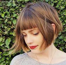 Frangia corta o ciuffo, ecco i tagli capelli corti inverno 2022 di tendenza in 160 immagini. Nettes Haar Bob Pony Wellen Wellen Capelli Corti Con Frangia Capelli Lunghi Con Frangia Corta Capelli