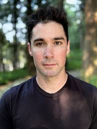 Daniel Pomares's Instagram, Twitter & Facebook