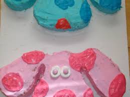 It makes a good addition to cake #2 if you're worried about having enough servings. Blue And Magenta From Blues Clues Cakecentral Com