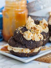 Caramel Chocolate Cream Puffs Video Tatyanas Everyday Food Recipe Cream Puffs Chocolate Cream Puff Chocolate Desserts