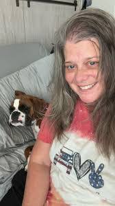 Lauren Wikoff's Instagram, Twitter & Facebook