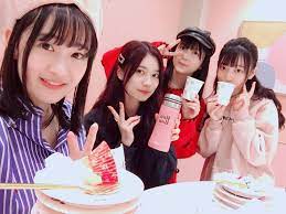 里帰り列車の鍋食べたべたべたべたべ 乃木坂46 向井葉月 公式ブログ 寺田蘭世 乃木坂 向井
