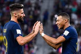 المنتخب المغربي ينازل نظيره الفرنسي في نصف نهائي كأس العالم
