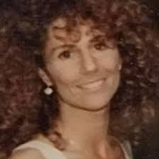 Gina Carollo's Instagram, Twitter & Facebook