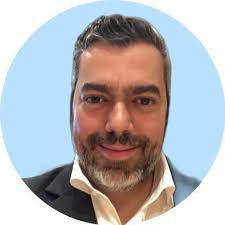 Dr Holly Bratcher (@HB_Bratcher)