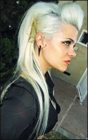 Wer schöne lange haare haben möchte, muss sie entsprechend pflegen und sich viel um seine haare kümmern. Massive Rock Hair 80 S Punk Rock Glam Rock Sleeve Rock New Einfache Frisuren Rocker Hair Rock Hairstyles Punk Rock Hair