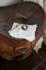 Pin By Carla Boulton On Pack Your Bags Road Trip Hat Boxes Brown Hat Box