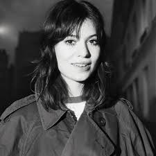 On 16 November, my poetry pamphlet Y was launched alongside the complete  collection of ABC Poems: The Alphabet Poetry Anthology by Reference Press.  You can find both at @1909.bookstore in Paris and @