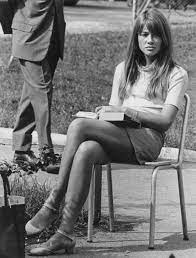 Françoise hardy is on facebook. Bruno De Stabenrath Francoise Hardy La Jeune Fille En Adorama La Regle Du Jeu Litterature Philosophie Politique Arts