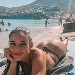 Ebony Hyde's Instagram, Twitter & Facebook