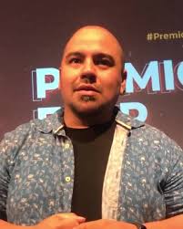 🎤 Para vos ¿qué es el doblaje? Para @juan.balvin es MAGIA ✨, 🎓 Juan  Balvín es un locutor egresado de ETER, cantante, actor y director de  doblaje argentino., 🎧 Sí te apasiona el #Doblaje y las voces ...