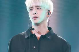Want to discover art related to jonghyun? Sm Ajak Fans Kenang 2 Tahun Kematian Jonghyun Shinee Lewat Sebuah Foto
