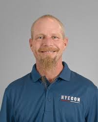 Bruce Nye's Instagram, Twitter & Facebook