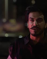 🐊 #MM #STILLAROUND