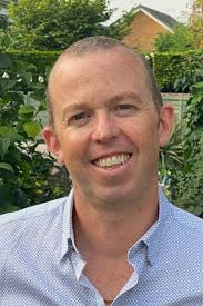 Antonio Padilla's Instagram, Twitter & Facebook