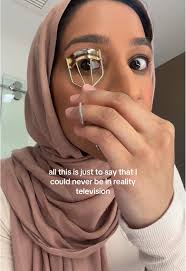 #grwm while we talk more Muslim matchmaker 🫡 @Mariam Asma @aparna  shewakramani