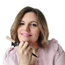 Estudié una carrera universitaria que no ejerzo , si bien en el campo  laboral es importante para muchas empresas el título, quizá tu pasión no  está en una carrera universitaria, sino en