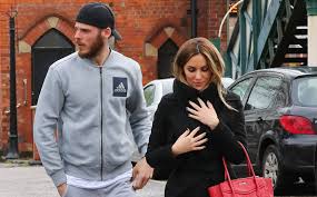 Manchester united keeper david de gea is dating spanish singer edurne garciacredit: David De Gea Y Edurne Garcia Presumen La Llegada De Su Primogenito