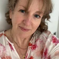 Carole Hunter (@carolelhunter)