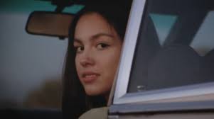 © 2021 olivia rodrigo, under exclusive license to geffen records. Olivia Rodrigo S Drivers License Remains 1 On Us Youtube Music Videos Songs Charts