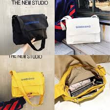 Seringkali wanita menyimpan tas dengan cara menumpukknya dengan tas lainnya. El405 Promo Tas Selempang Wanita Fashion Bahan Kain Keren Lagi Trending Viral Laris Tas Batam Shopee Indonesia