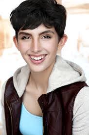 Phoebe Jennings's Instagram, Twitter & Facebook