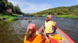 The berounka with its two sources the mže (northern) and the radbuza (southern) until its confluence with the vltava (magenta), also showing its. Na Kanoi Po Berounce Kde Chytal Ryby Ota Pavel A Krajina Stale Caruje Idnes Cz