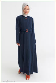 Zuhre Pardesu Modelleri 2021 Yeni Sezon Lookbook Tesettur Diyari 2020 Moda Stilleri Basortusu Modasi Giyim