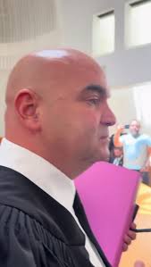 אלמוג כהן סוף סוף מדבר לעיניין