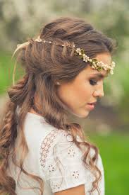 One more super simple wedding hairstyle, that can also be one of the easy hairstyles for wedding guests, is long curly tresses. 30 Curly Wedding Hair Looks To Inspire
