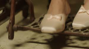 Adriana Ugarte As Sira Quiroga Aka Arish Agoriuq In El Tiempo Entre Costuras The Time In Between 2013 Book Tv How To Make Inspiration