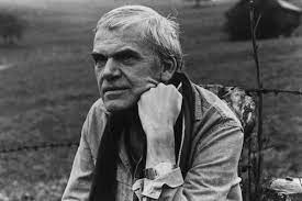 Ο μίλαν κούντερα (milan kundera, γενν. 15 Apof8egmata Toy Milan Koyntera Poy Egine 90 Etwn On Beauty