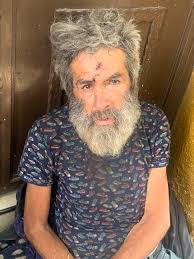 Solo comparto ‼️ Este sr. Se llama Ramón Aceves Mendoza, lleva 25 años en  situación de calle en Guadalajara Jal. Tiene hermanas en La Ciudad de  México , una de ellas se