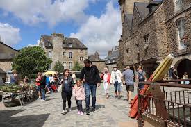 Retrouvez tous les produits disponibles à l'achat sur rakuten. En Images Le Marche De Fougeres A Retrouve La Haute Ville Rennes Maville Com