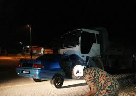 Although the name means diamond bay, the town is not located near a bay. One Killed Another Injured In Car Lorry Crash