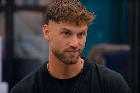 Por tercera vez fue líder en Gran Hermano y le declaró la guerra a un  compañero