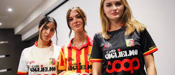 Ecco come si preparano gli studenti del liceo scientifico siciliani video. Maglie Catanzaro 2020 2021 Le Proposte Di Eye Sport