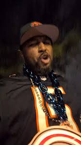 Wake y'all stanking asses up...you mfs ain't getting rest, I'm about to be  in y'all ass like hemorrhoids 🤣🤣🤣🤣🐻🤬⬇️