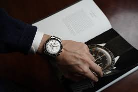 The bezel on the speedmaster racing chronometer takes advantage of omega's liquidmetal technology. The 2021 Omega Speedmaster Moonwatch Italian Watch Spotter