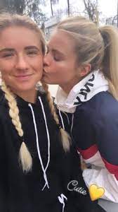 Is she married or engaged? Kristie Mewis Boyfriend Engaged Wikipedia Net Worth Age Height