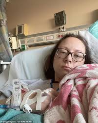 This tumor presents itself as a lump in the tissue around aside from helping detect cancer, these tests may also show if the cancer has spread. Woman S Cat Saved Her Life By Detecting Breast Cancer Australiannewsreview