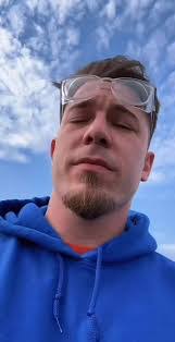 William Scheve's Instagram, Twitter & Facebook