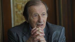 Herecké legendy jiřina bohdalová a radoslav brzobohatý vzkriesili po 40 rokoch svoje herecké partnerstvo v novom českom filme vrásky z lásky radek brzobohatý, ktorý hrá vo filme bývalého učiteľa, v rozhovore pre dnešnú mladú frontu dnes priznal, že ho jiřina prekvapila, keď preliezla. Radoslav Brzobohaty Aktualne Cz