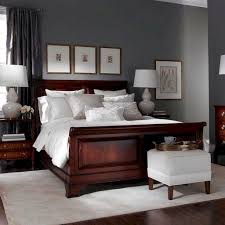 Real, natural cherry bedroom furniture has a rich reddish tone that darkens naturally with age and sunlight. Bedroom Decorating Ideas With Cherry Wood Furniture Novocom Top