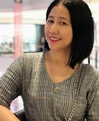 Actress for ria.prima,rtm,tv3,theater,stage performance,tv9,hbo,starworld,ceria | twuko. Lain Macam Hadiahnya Lain Dari Yang Lain Netizen Oh Kopak