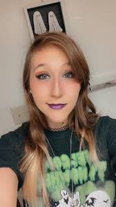 making an all gamers imessage group chat 🎮 wya gamer female and gamer guys  ❤️