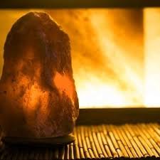 When the water vapor and salt come into contact, the. Himalayan Salt Lamps Do They Really Work To Clean The Air