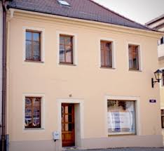 Einfamilienhäuser, doppelhaushälften, mehrfamilienhäuser oder reihenhäuser von privat, von immobilienmaklern oder der kommune finden. Haus Zum Verkauf Markt 12 04874 Belgern Nordsachsen Kreis Mapio Net